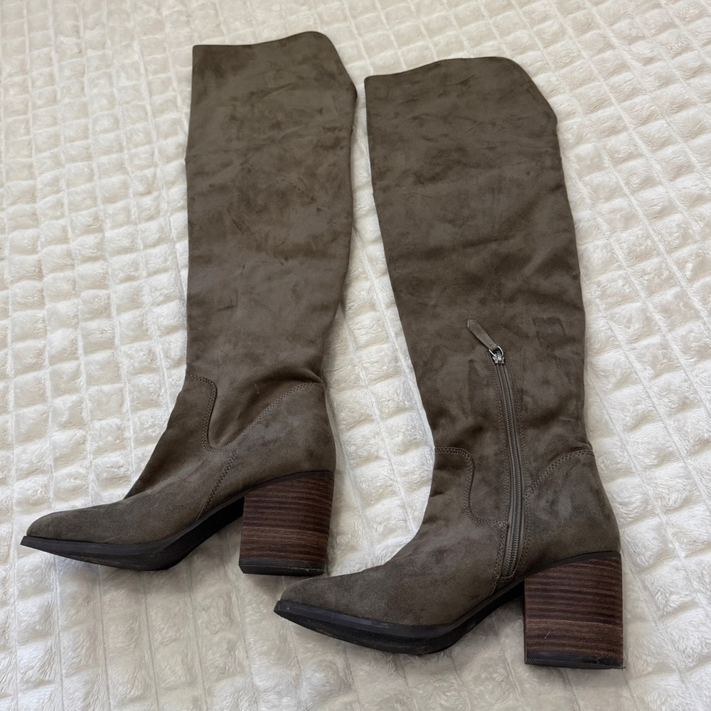Banana Republic 8 Green Suede Over the Knee Boots ~ Boho Festival Western